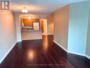 219 Fort York Blvd in Toronto, ON - Building Photo - Building Photo