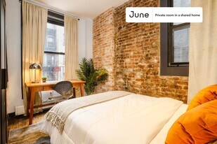 Room in Shared 4 bed/2 bath home in New York, NY - Building Photo