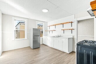 427 Medford St in Somerville, MA - Foto de edificio - Building Photo