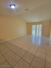 612 East 12th Street in Lehigh Acres, FL - Foto de edificio - Building Photo