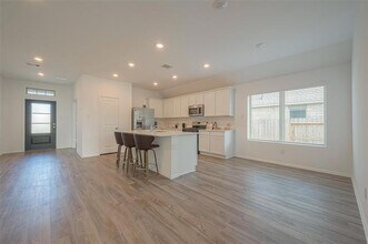 5528 Knox Lndg Dr in Rosenberg, TX - Building Photo - Building Photo