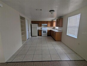 3911 Redwood Dr in Holiday, FL - Building Photo - Building Photo