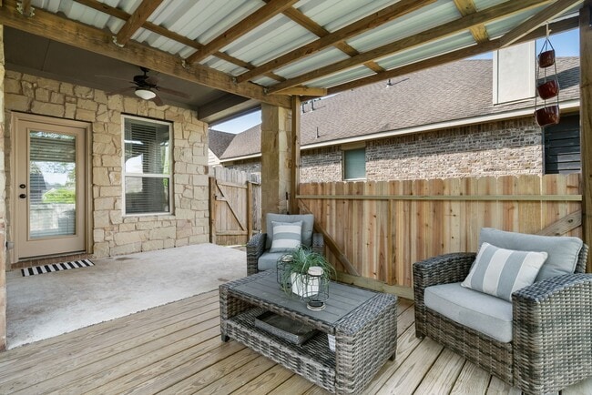 property at 130 Springshed Pl