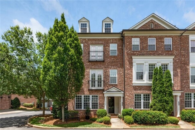 property at 1260 Lullwater Park Cir