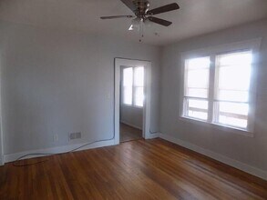 2331 Caniff St in Hamtramck, MI - Building Photo - Building Photo