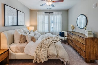 Lively Grande Dunes in Myrtle Beach, SC - Foto de edificio - Building Photo