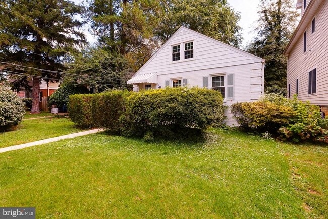 4851 Crescent St in Bethesda, MD - Building Photo - Building Photo