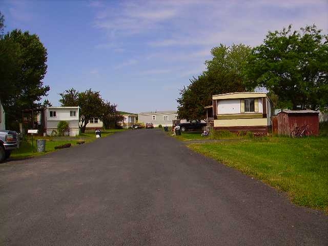 1751 N Polk St in Moscow, ID - Building Photo