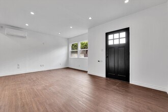 4078 Alla Rd in Los Angeles, CA - Foto de edificio - Building Photo