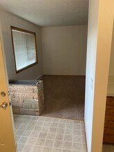 Ash Street Duplexes in Vancouver, WA - Building Photo - Building Photo