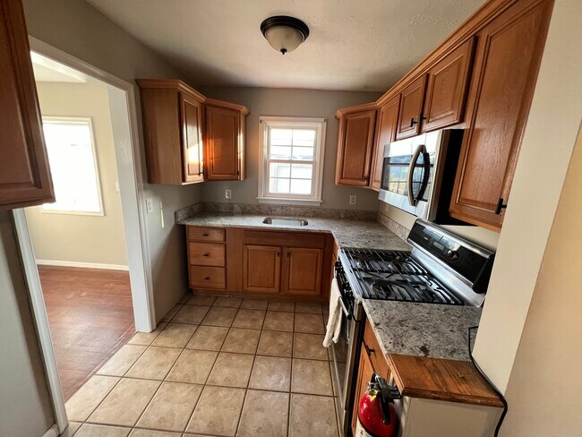 1136 Logan Ave photo'