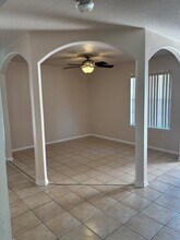 5355 Morgan Oak Dr in Alvin, TX - Foto de edificio - Building Photo