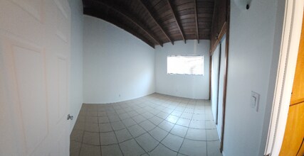 44832 Gadsden Ave in Lancaster, CA - Building Photo - Building Photo