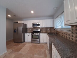 8 Fawnchase Ct in Spring, TX - Building Photo - Building Photo