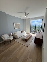 226 Jamaica Dr, Unit A19 in Dania Beach, FL - Building Photo - Building Photo
