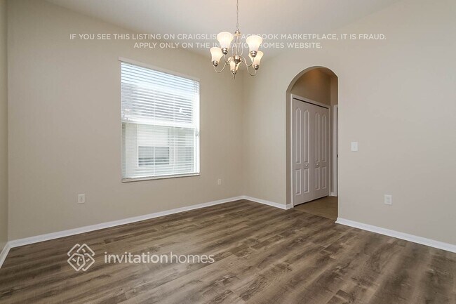 4053 Huntingdale Ct, Unit K302 in Wesley Chapel, FL - Building Photo - Building Photo