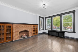 6423 S Maplewood Ave in Chicago, IL - Building Photo - Building Photo