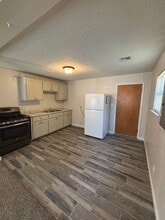 320 S Cook Ave in Norman, OK - Building Photo - Building Photo