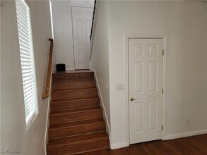 11824 Amistoso Ln in Las Vegas, NV - Building Photo - Building Photo