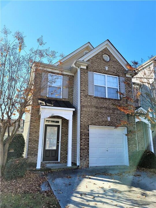 2244 Grovemont Dr in Duluth, GA - Building Photo