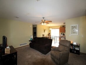 3003 Brookville Dr in Manhattan, KS - Building Photo - Building Photo