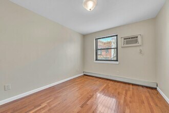 179 Newark Ave in Jersey City, NJ - Building Photo - Building Photo