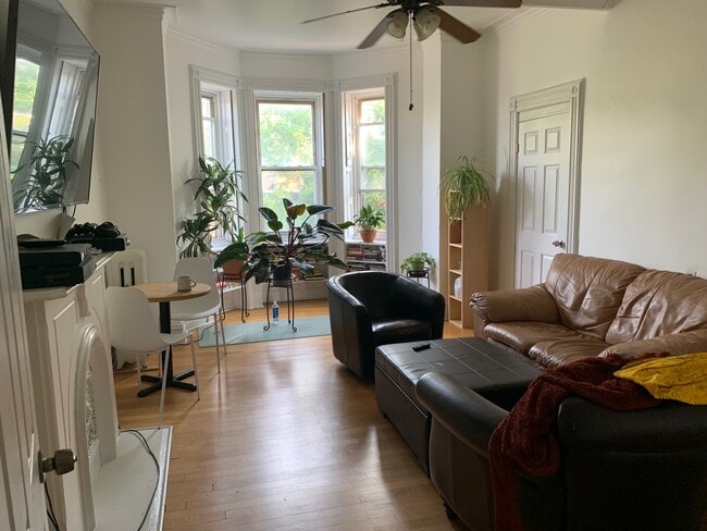 292 Jefferson Ave, Unit Top Floor in Brooklyn, NY - Building Photo - Building Photo