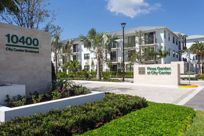 Pines Garden at City Center in Pembroke Pines, FL - Building Photo - Building Photo