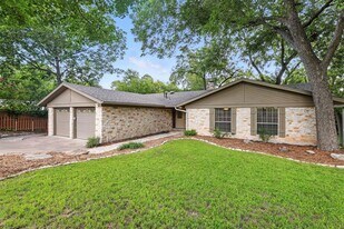 11915 River Oaks Trail in Austin, TX - Building Photo