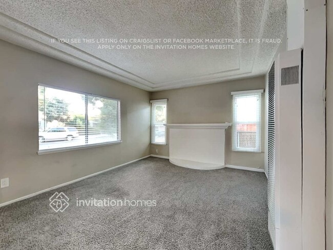 455 E 51st St in Long Beach, CA - Foto de edificio - Building Photo