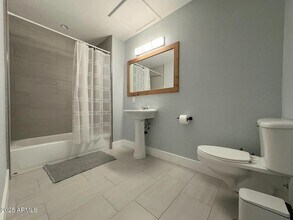 1 W Fairmont Dr in Tempe, AZ - Building Photo - Building Photo