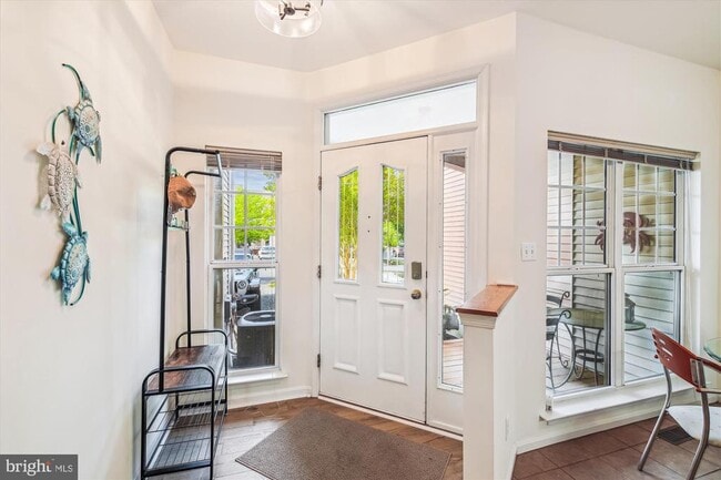 property at 928 Yacht Club Dr