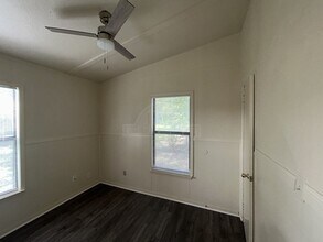 910 Evergreen Dr in Killeen, TX - Building Photo - Building Photo