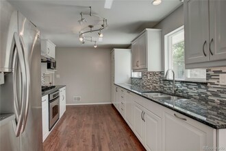 6671 S Logan St in Centennial, CO - Building Photo - Building Photo