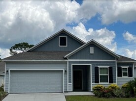 24470 NW 6th Rd in Newberry, FL - Building Photo