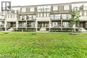 1686 Fischer-Hallman Rd in Kitchener, ON - Building Photo