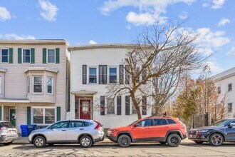 656 Dorchester Ave, Unit #2 in Boston, MA - Building Photo - Building Photo