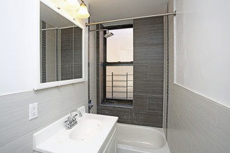 585 E 21st St in Brooklyn, NY - Building Photo - Interior Photo