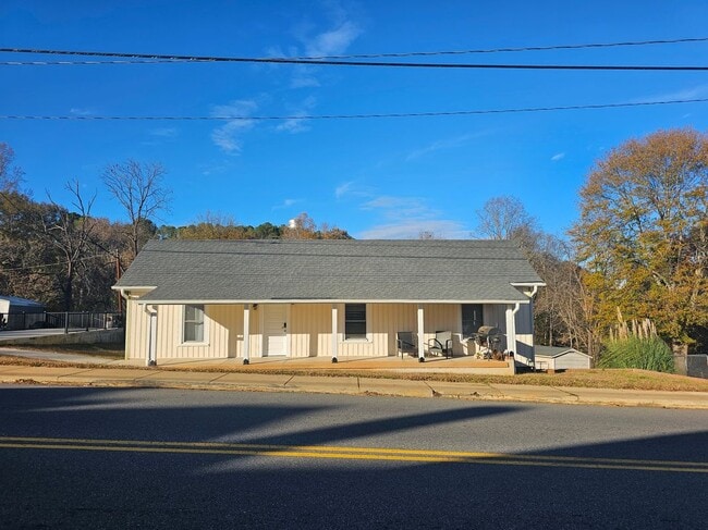 property at 208 W Main St