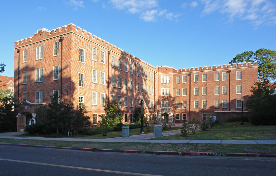 Broward Hall in Tallahassee, FL - Building Photo