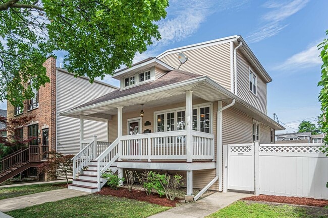 4423 N Moody Ave in Chicago, IL - Building Photo - Building Photo