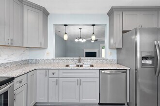 914 Jay Are Ct in Virginia Beach, VA - Building Photo - Building Photo
