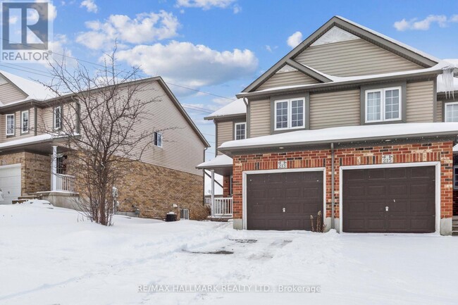 213 Snowdrop Crescent in Kitchener, ON - Building Photo - Building Photo