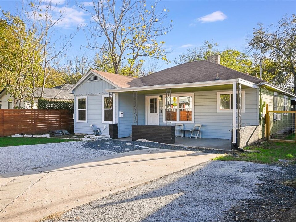 1001 E 45th St in Austin, TX - Building Photo