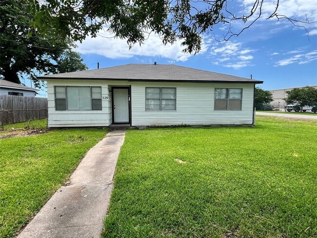 property at 329 S 11th St