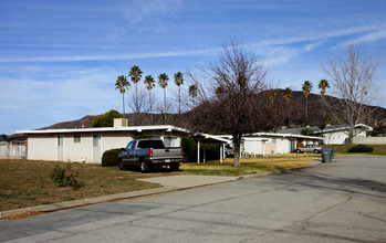 9951 Royal Duke Ct in Beaumont, CA - Building Photo - Building Photo