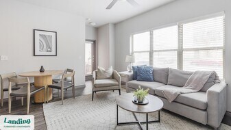 650 S Main St in Fort Worth, TX - Building Photo