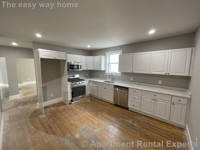 366 Highland Ave, Unit 1