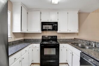 200 Parma Dr in Daphne, AL - Building Photo - Building Photo