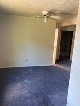 207 Cunningham St, Unit C in Mercer, PA - Building Photo - Building Photo